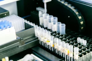 Analytical cro for outsourcing as a biotech