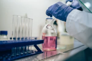 Drug metabolism studies and metabolite identification by mass spectrometry
