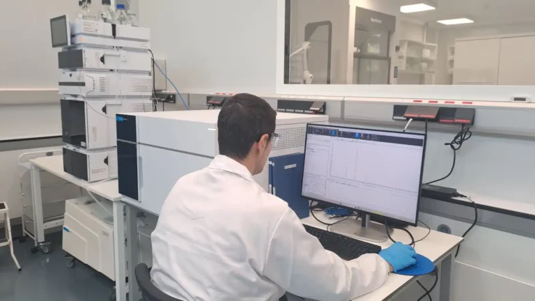 ASO analytical characterization by LC-MS