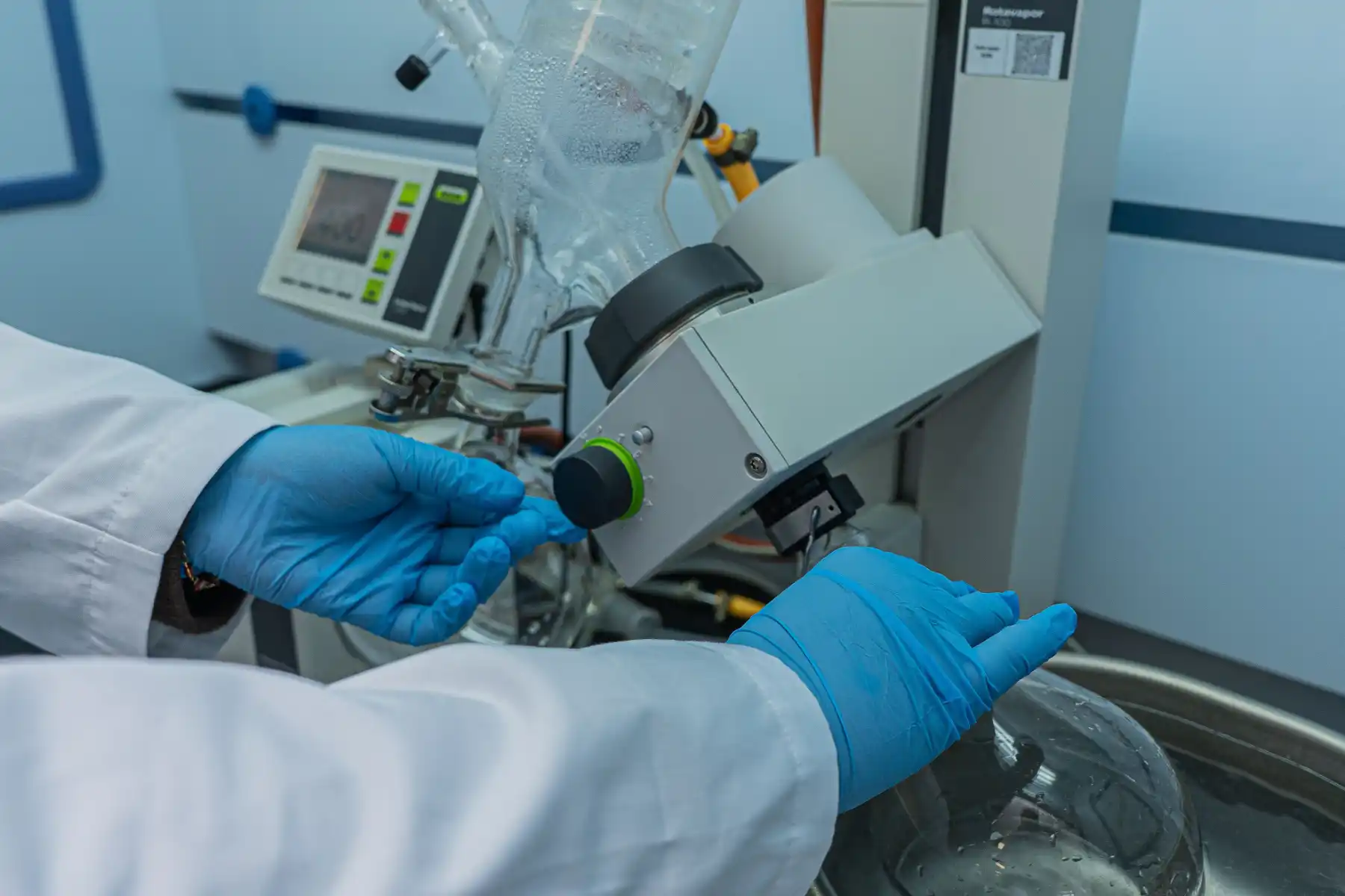 Qualified laboratory equipment for GMP-certified analytical testing at AMSbiopharma